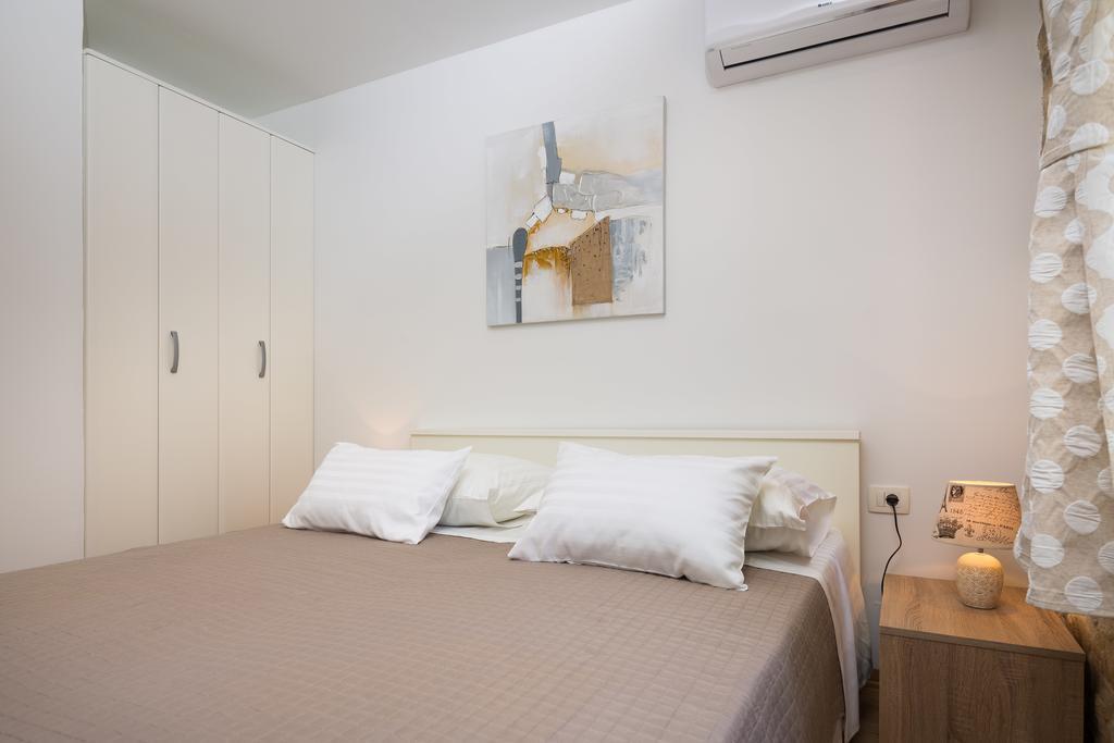Cindro Apartment With Terrace Сплит Екстериор снимка